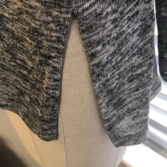 Super cute ASOS shawl - Picture 5 of 6